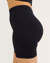 Arise Comfort Mid-Waist Shorts V2 - Stealth Black