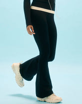 Pulse Invisible Scrunch Flare Leggings - Black